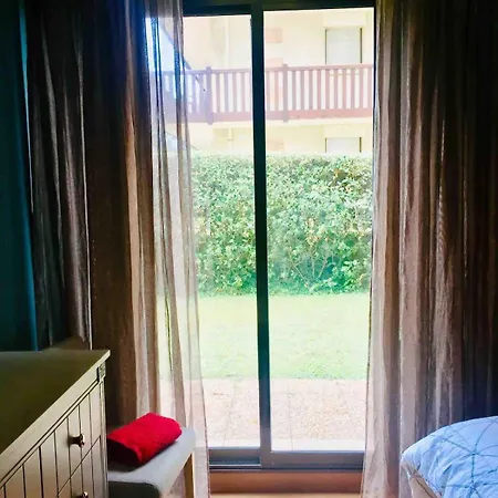 아파트 Beachfront Garden