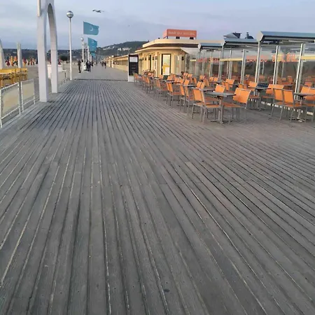 Beachfront Garden 아파트 *