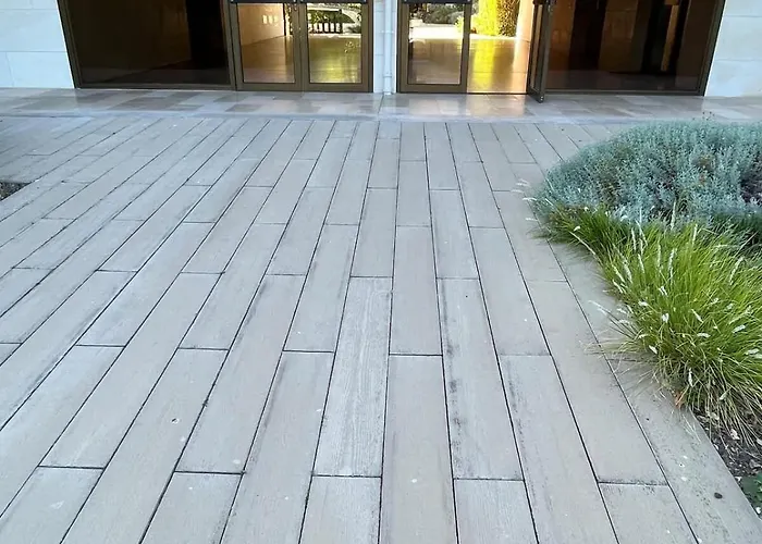 Beachfront Garden 아파트